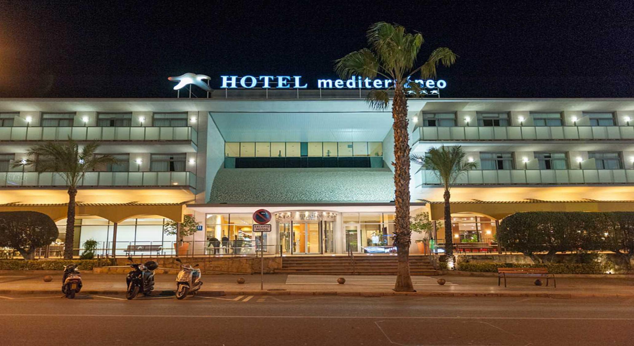 Hotel Mediterraneo Бенидорм Екстериор снимка